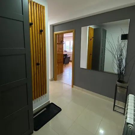 Riva Parking Garaza Apartamento *