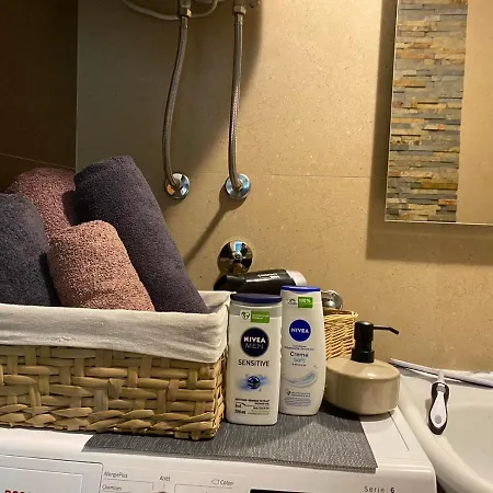 Apartamento Riva Parking Garaza Kraljevo