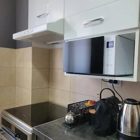 Apartamento Riva Parking Garaza *