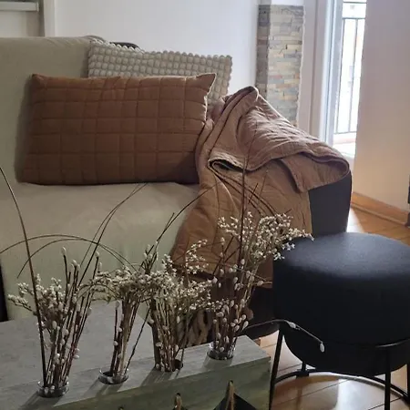 Riva Parking Garaza Apartamento