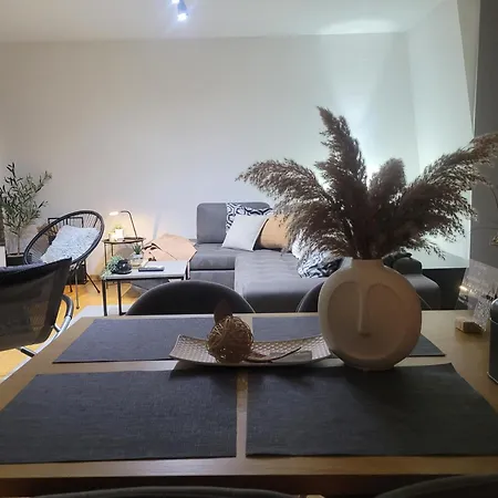 Apartamento Riva Parking Garaza Kraljevo